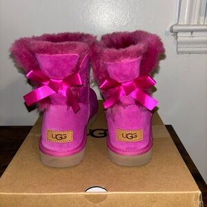 Classic UGG mini Bailey Bow ll